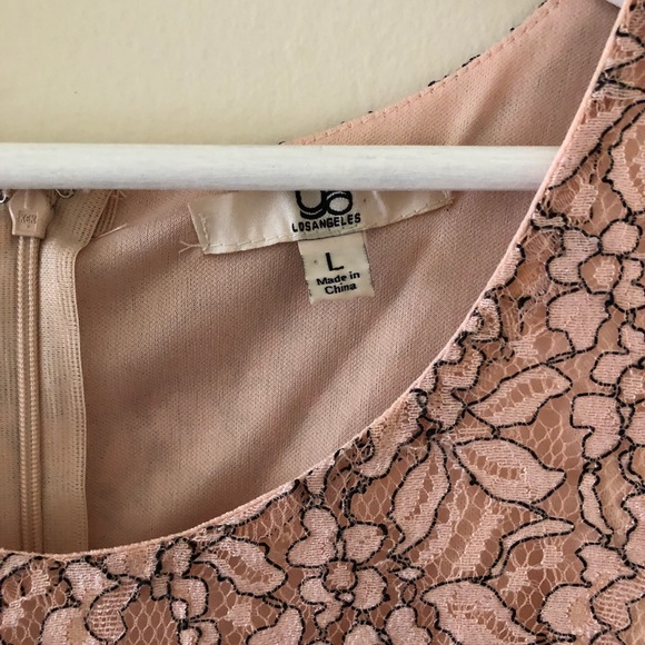 Beautiful Pink/Blush lace high-lo dress - Picture 4 of 8